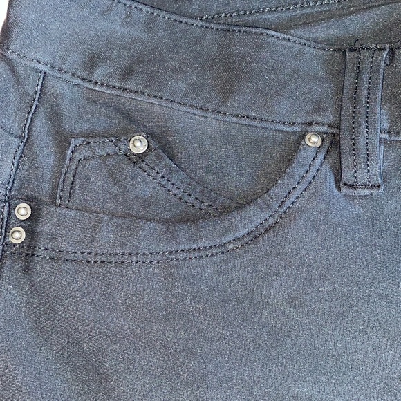 Women’s 2XL Black Jeggings - Picture 2 of 12